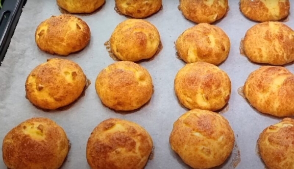 Беру 1 яблоко и пачку творога. Целая гора вкуснятины за 25 минут: нежное и воздушное домашнее печенье