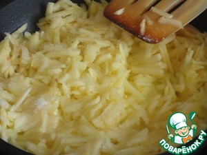 Блинный пирог с яблоками и меренгой Блинный пирог с яблоками и меренгой