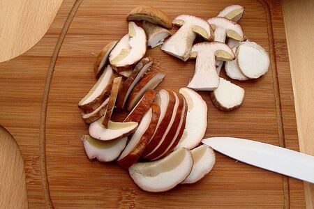 Суп с белыми грибами "бабулин"