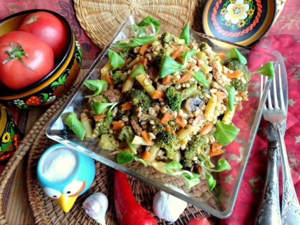 Перловка с овощами и грибами