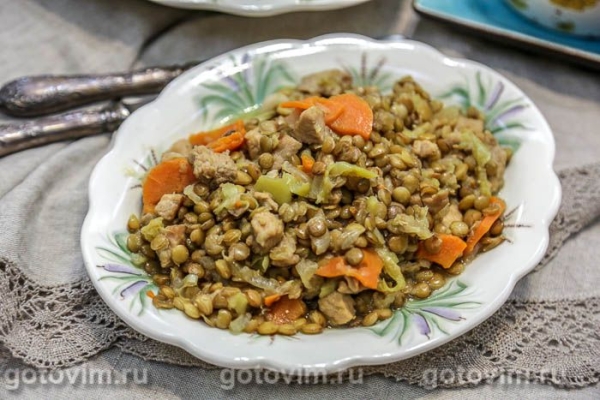 Рагу с мясом и чечевицей