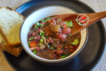 Лобио из красной фасоли в томатном соусе Лобио из красной фасоли в томатном соусе