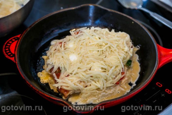 Свинина «Медвежья лапа» с начинкой из сладкого перца с чили и моцареллой Свинина «Медвежья лапа» с начинкой из сладкого перца с чили и моцареллой