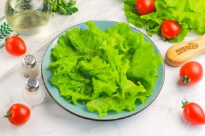 Салат с копченой треской и авокадо Салат с копченой треской и авокадо