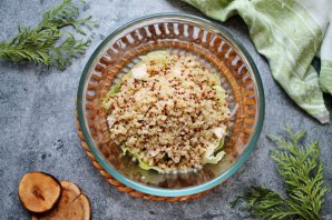 Салат с киноа, курицей и апельсинами Салат с киноа, курицей и апельсинами