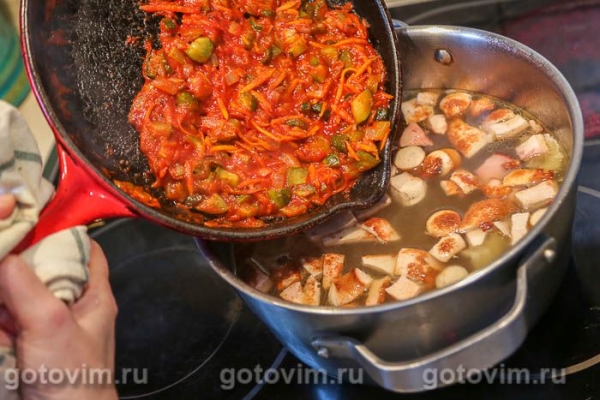 Сборная мясная солянка с фасолью Сборная мясная солянка с фасолью