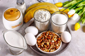 Банановый торт с ореховым кремом Банановый торт с ореховым кремом