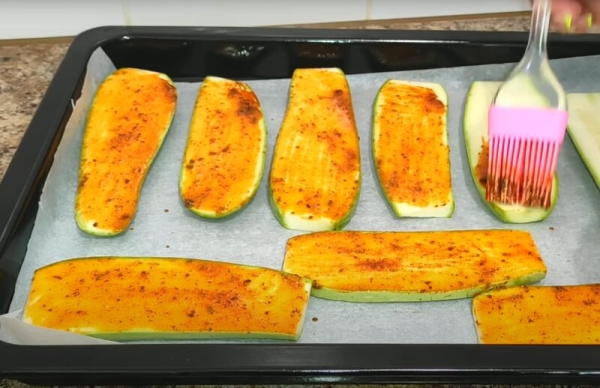 Осенние кабачки превращаются в деликатес! Готовлю без сковородки — получается невероятно сочно и ароматно Осенние кабачки превращаются в деликатес! Готовлю без сковородки — получается невероятно сочно и ароматно