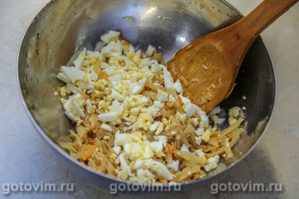 Блины, фаршированные квашеной капустой и яйцом Блины, фаршированные квашеной капустой и яйцом