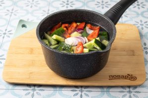 Маринованные огурцы по-индийски Маринованные огурцы по-индийски