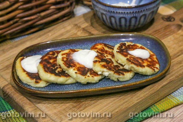 Сырники в мультиварке Сырники в мультиварке