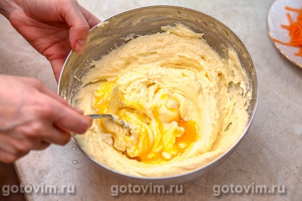 Морковный кекс с орехами Морковный кекс с орехами