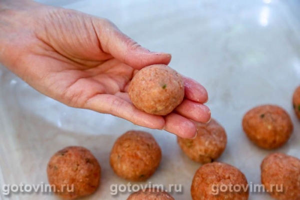 Рыбные фрикадельки в томатном соусе Рыбные фрикадельки в томатном соусе