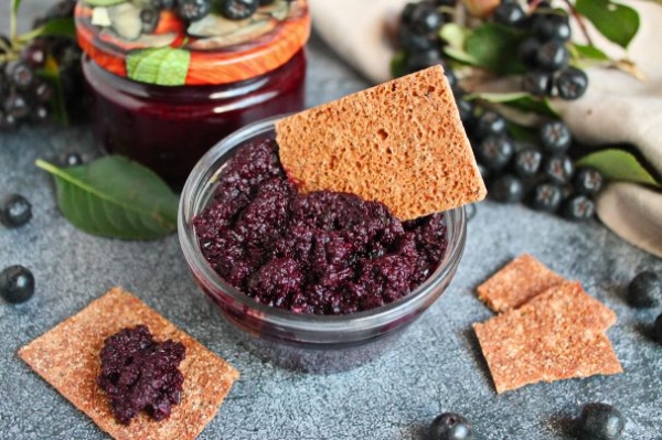 Аджика из черноплодной рябины на зиму Аджика из черноплодной рябины на зиму