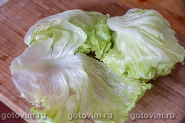 Овощной салат с жареной спаржей и яйцом