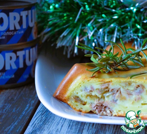 Заливной пирог с тунцом и жареным луком Заливной пирог с тунцом и жареным луком