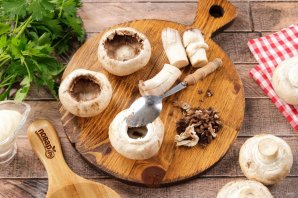 Фаршированные грибы в аэрогриле