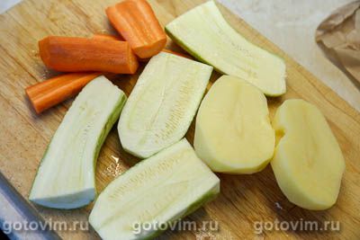 Запеканка из тертых кабачков и картофеля с сыром сулугуни