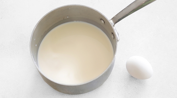 Оладьи на молоке – простой и вкусный рецепт, пошаговый рецепт с фото на 381 ккал Оладьи на молоке – простой и вкусный рецепт, пошаговый рецепт с фото на 381 ккал