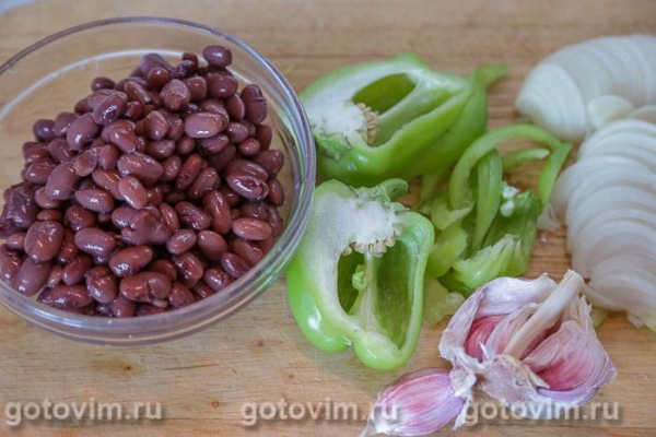 Фасоль в томатном соке с перцем чили Фасоль в томатном соке с перцем чили