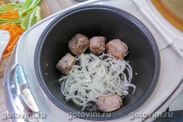 Вырезка из свинины в беконе в мультиварке