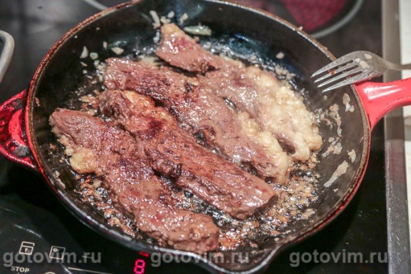 Жареные стейки из говяжьего сердца 