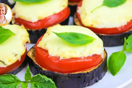 Баклажаны в духовке с сыром и помидорами Баклажаны в духовке с сыром и помидорами