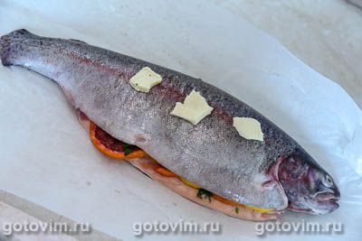 Форель с апельсинами, запеченная в пергаменте Форель с апельсинами, запеченная в пергаменте