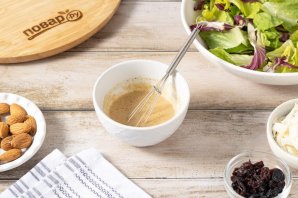 Салат из яблок с кокосом Салат из яблок с кокосом