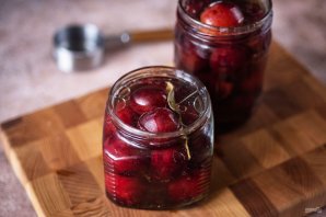 Маринованная слива