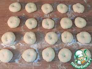 Круглые пирожки с овощами и яйцом Круглые пирожки с овощами и яйцом