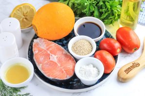 Огненный лосось с киноа и томатами Огненный лосось с киноа и томатами