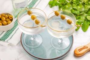 Мартини с оливкой Мартини с оливкой