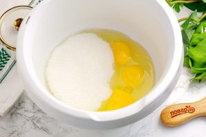 Сметанный торт по бабушкиному рецепту Сметанный торт по бабушкиному рецепту