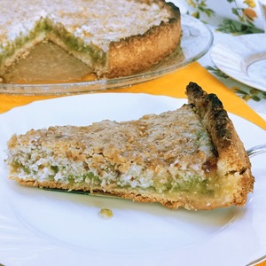 Пирог с ревенем и миндалем Пирог с ревенем и миндалем