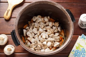 Постный плов в мультиварке Постный плов в мультиварке