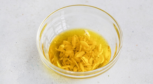 Салат Цезарь с семгой, пошаговый рецепт с фото на 680 ккал Салат Цезарь с семгой, пошаговый рецепт с фото на 680 ккал