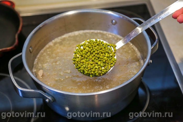 Борщ с говядиной и машем
