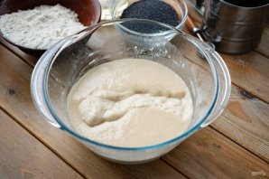 Постный маковый рулет