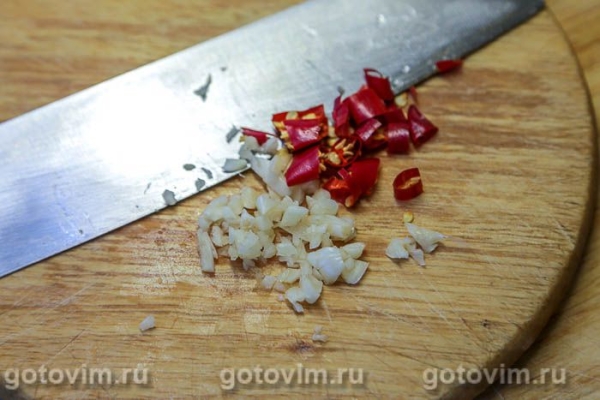 Молодой картофель, запеченный с перцем чили и сметаной (в пакете)