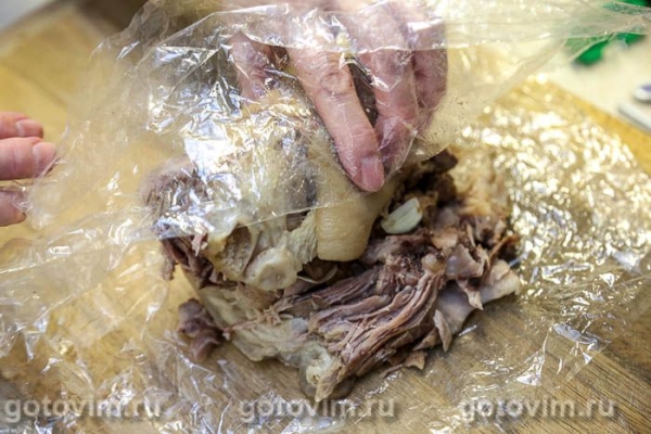 Рулет из рульки с куриной печенью Рулет из рульки с куриной печенью