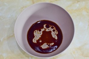 Курица с айвой и черносливом