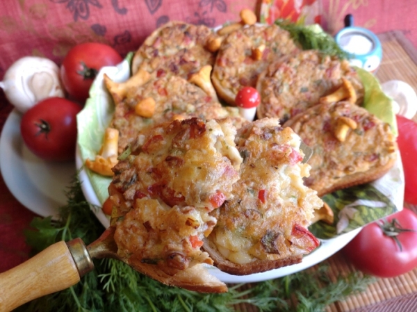 Бутерброды горячие с грибами Бутерброды горячие с грибами