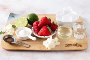 Алкогольный коктейль в блендере Алкогольный коктейль в блендере