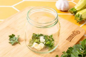 Жареные кабачки с чесноком на зиму