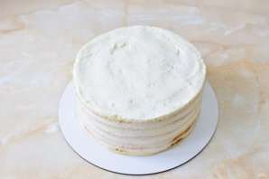 Торт «Молочная девочка» с кремом чиз Торт «Молочная девочка» с кремом чиз