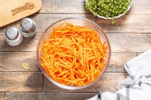 Морковь жареная с луком Морковь жареная с луком