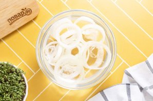 Луковые кольца в аэрогриле Луковые кольца в аэрогриле