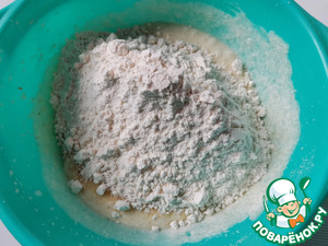 Смородиновый пирог с миндальной крупкой