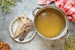 Классическое "Харчо" с солеными огурцами Классическое "Харчо" с солеными огурцами